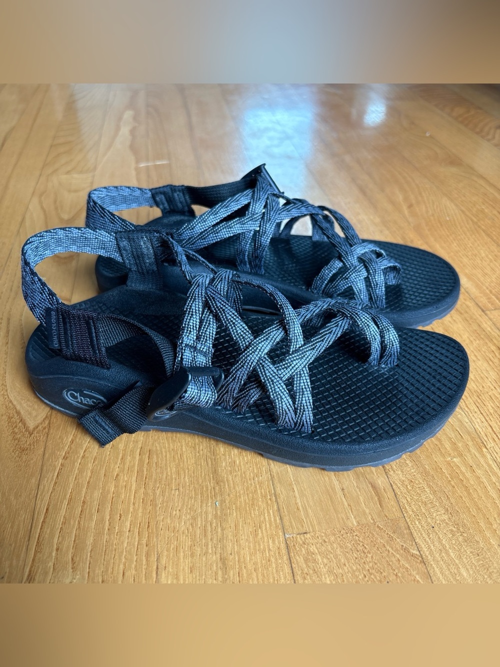 Chaco Womens ZX/2 Cloud Sandals Limb Black gray strappy hiking Shoes Size 7